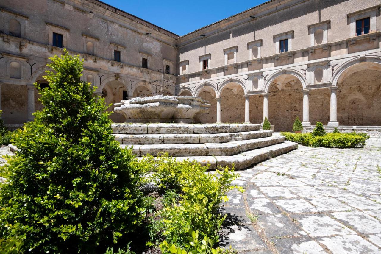 Contessa Entellina Abbazia Santa Maria Del Bosco旅馆 外观 照片
