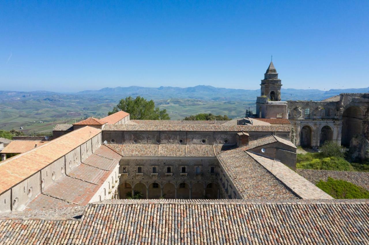 Contessa Entellina Abbazia Santa Maria Del Bosco旅馆 外观 照片
