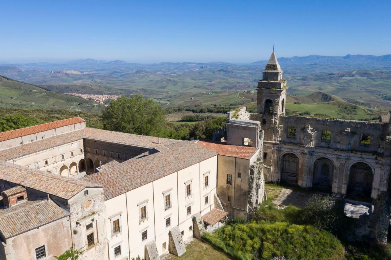 Contessa Entellina Abbazia Santa Maria Del Bosco旅馆 外观 照片